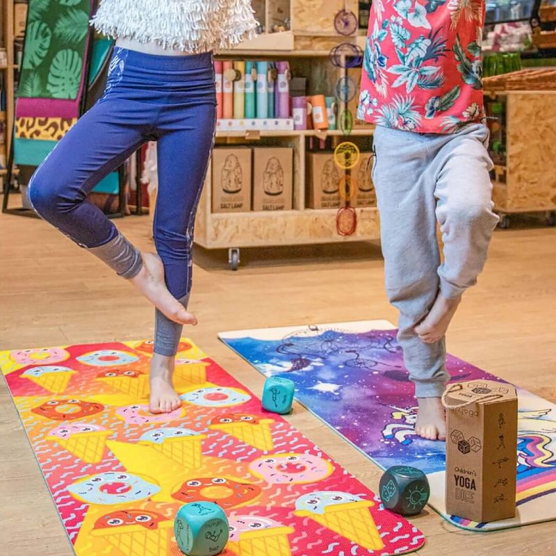 Covoraș de yoga pentru copii Myga Sweet Tooth yellow 7