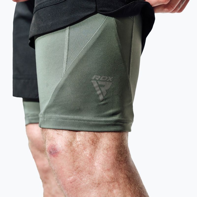 Pantaloni scurți de antrenament RDX T16 black/grey 7