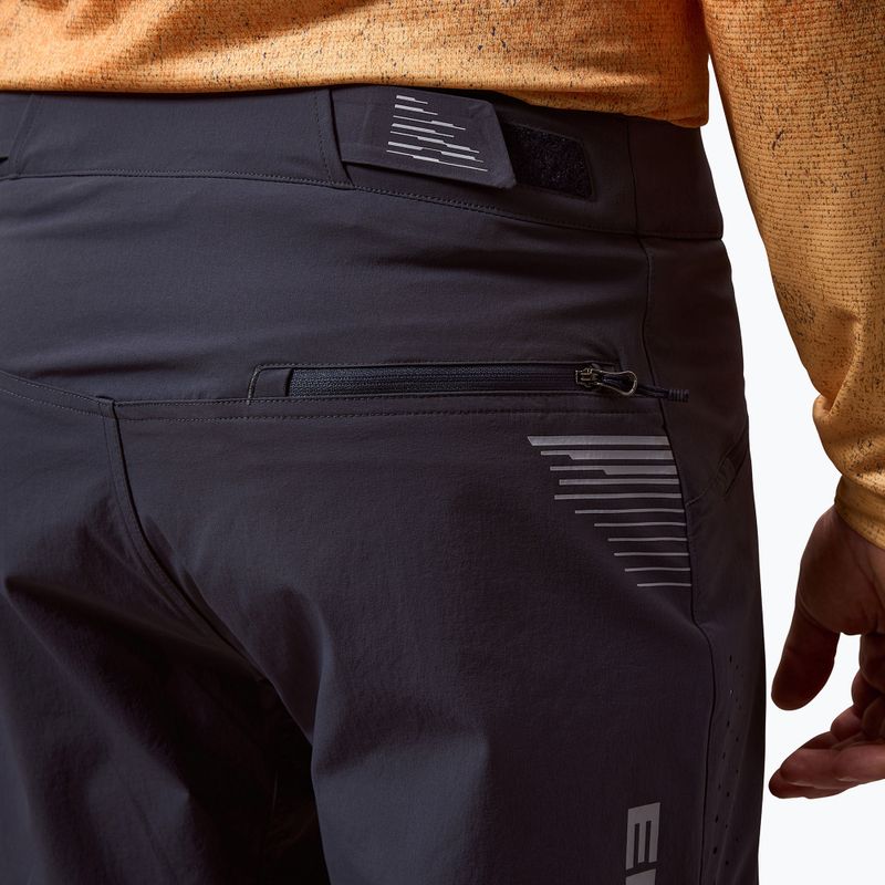 Pantaloni scurți de ciclism pentru bărbați Endura Singletrack Lite Short Std carbon grey 6