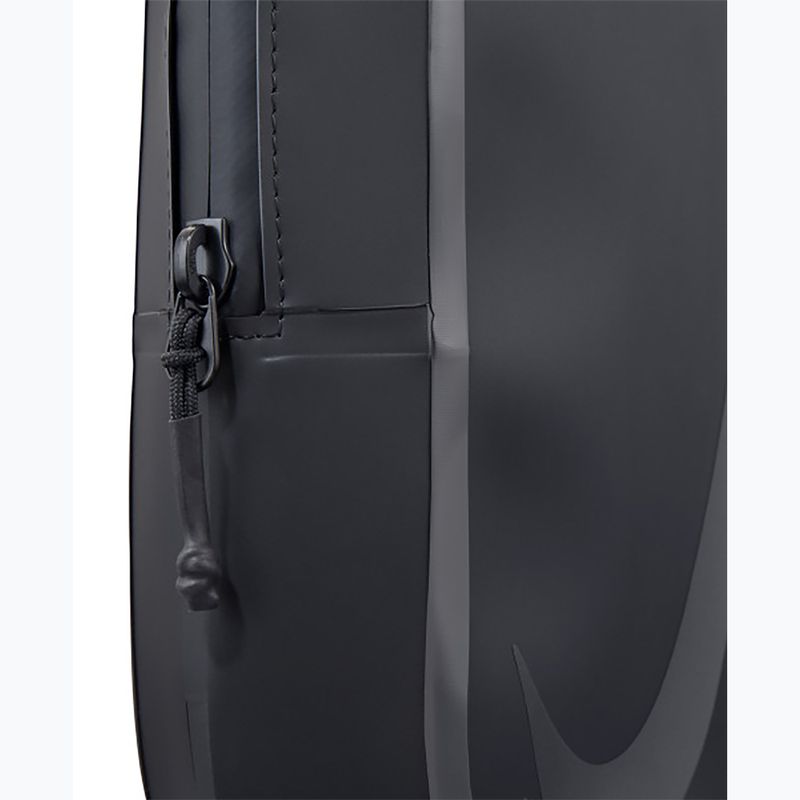 Borsetă de înot Nike Solid Locker 3 l black 4