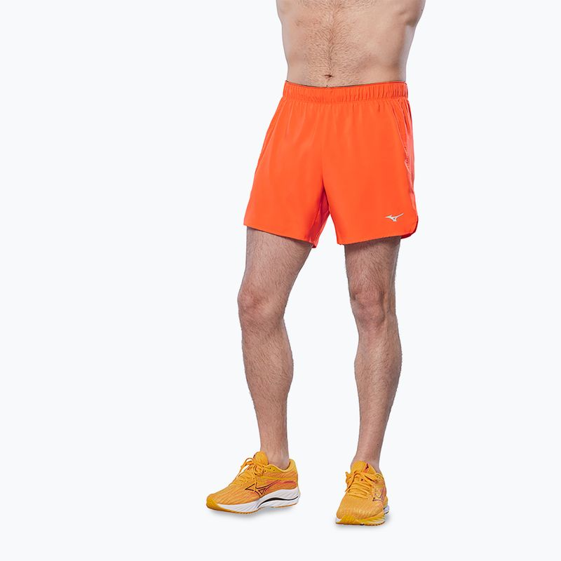 Pantaloni scurți de alergare pentru bărbați Mizuno Core 5.5 2in1 nasturtium