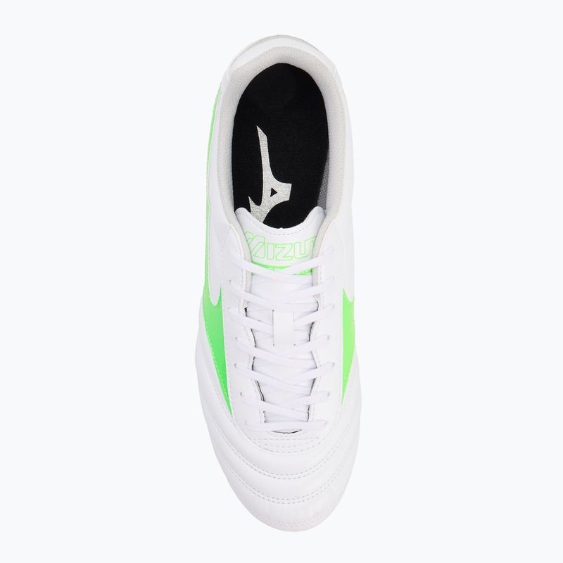 Încălțăminte de fotbal pentru bărbați Mizuno Morelia II Club Md white/neon green/galaxy silver 5