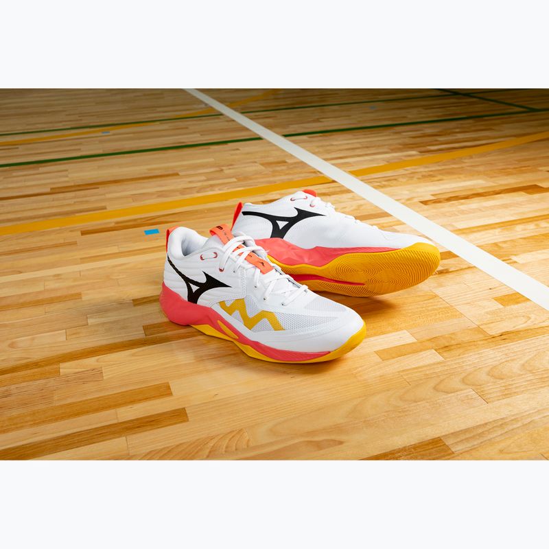 Încălțăminte de volei Mizuno Wave Momentum Pro white/fiery coral 2/citrus 8