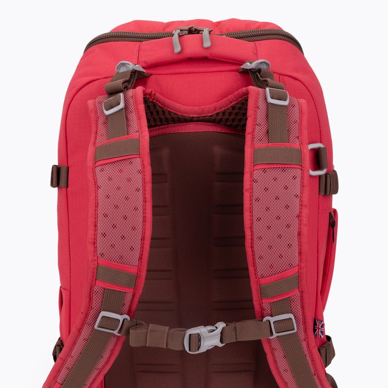 Rucsac turistic CabinZero Adventure Pro 32 l miami magenta 7