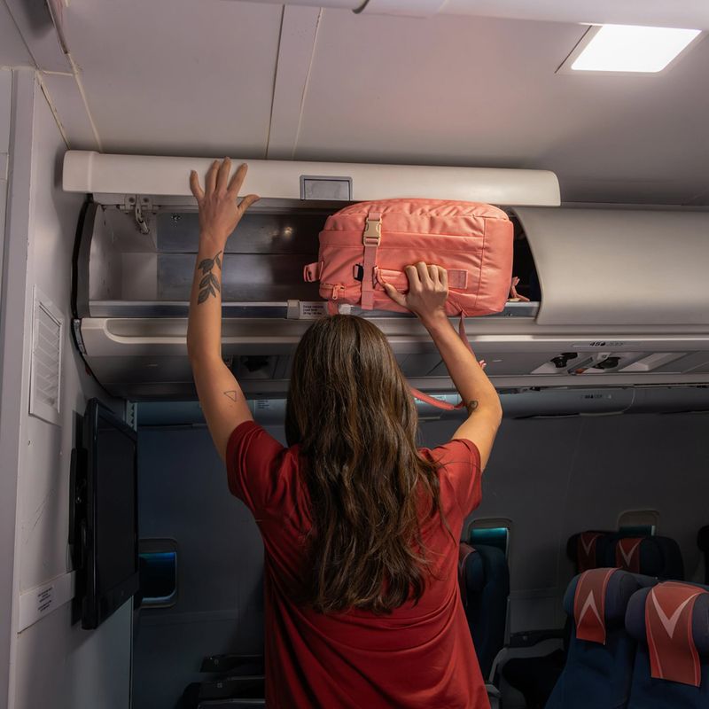 Rucsac de călătorie CabinZero Classic Tech 28 roz 14