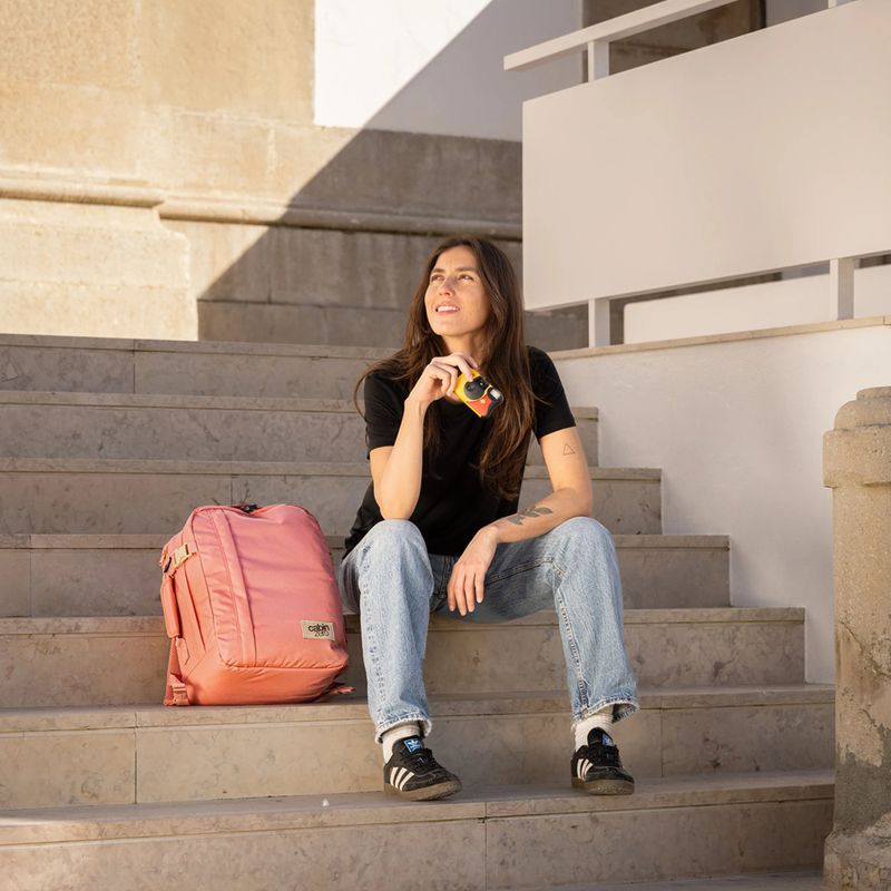 Rucsac de călătorie CabinZero Classic Tech 28 roz 15