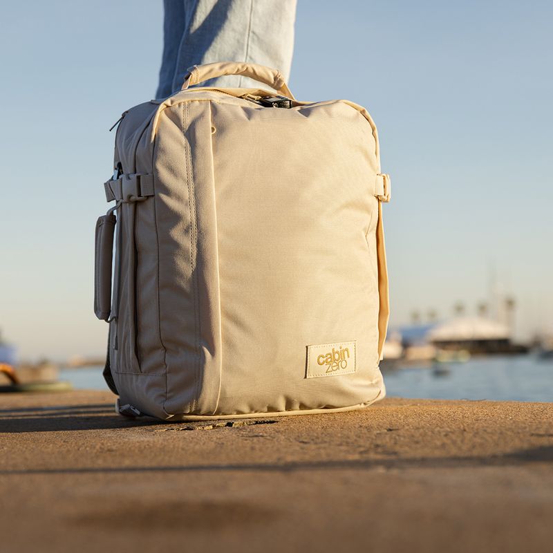 Rucsac de turism CabinZero Classic Tech 28 l shell white 14