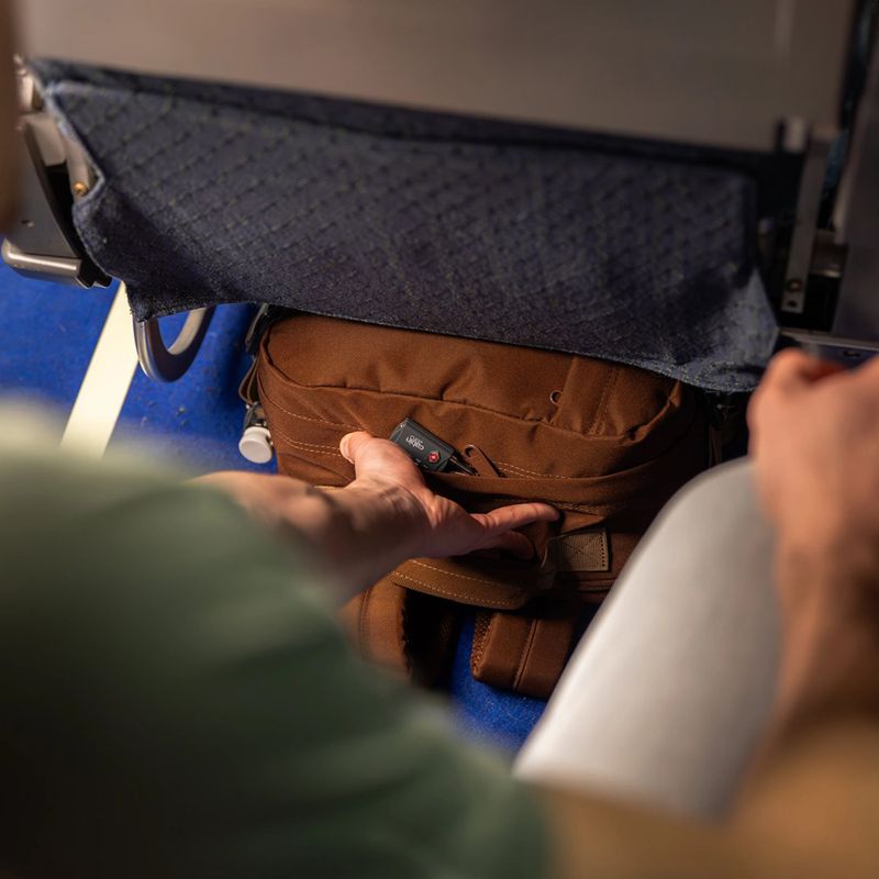 Rucsac de turism CabinZero Classic Tech 28 l redwood 16