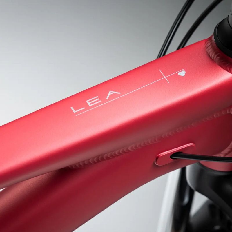 Bicicletă de munte pentru femei KROSS Lea X200 Eq W 29 pink/silver/matte 15