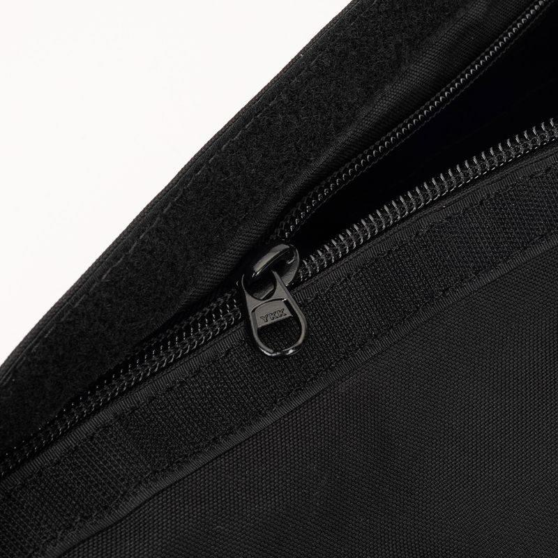 Sac de antrenament THORN FIT SandBag black 6