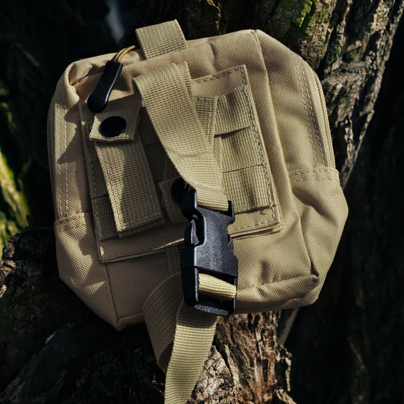 Sacul tactic OFFLANDER Molle 1 l khaki 9