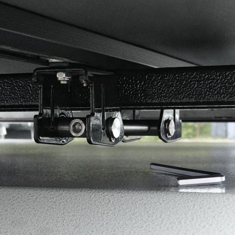 Suport de montaj OFFLANDER Anti-Theft Roof Tent Brackets 4 pack black 11