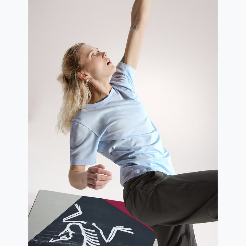 Tricou pentru femei Arc'teryx Kragg Sl Cotton Emblem Crew mallow alpine blue 5