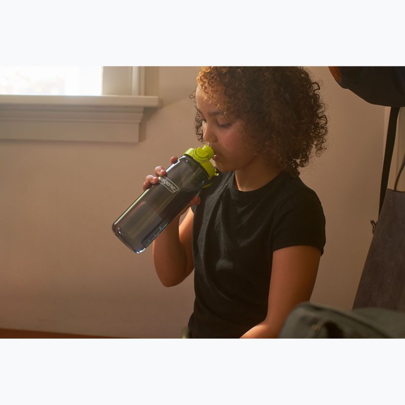 Sticla turistică Nalgene On The Fly 740 ml cărbune/capac lime 9