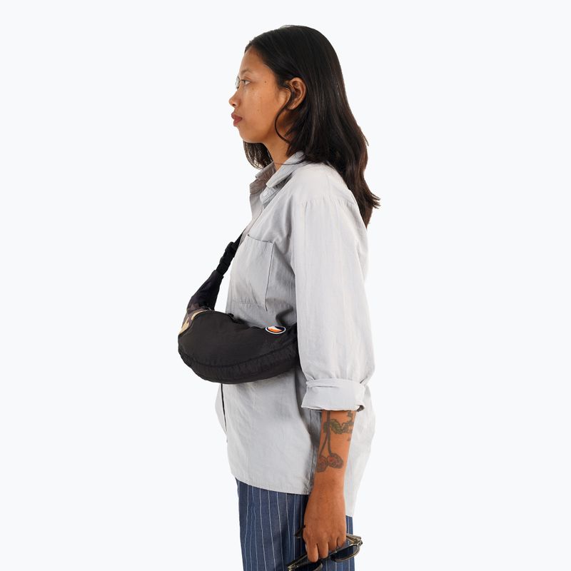 Borsetă de braț Ticket To The Moon Upcycled Sling black/camo 5