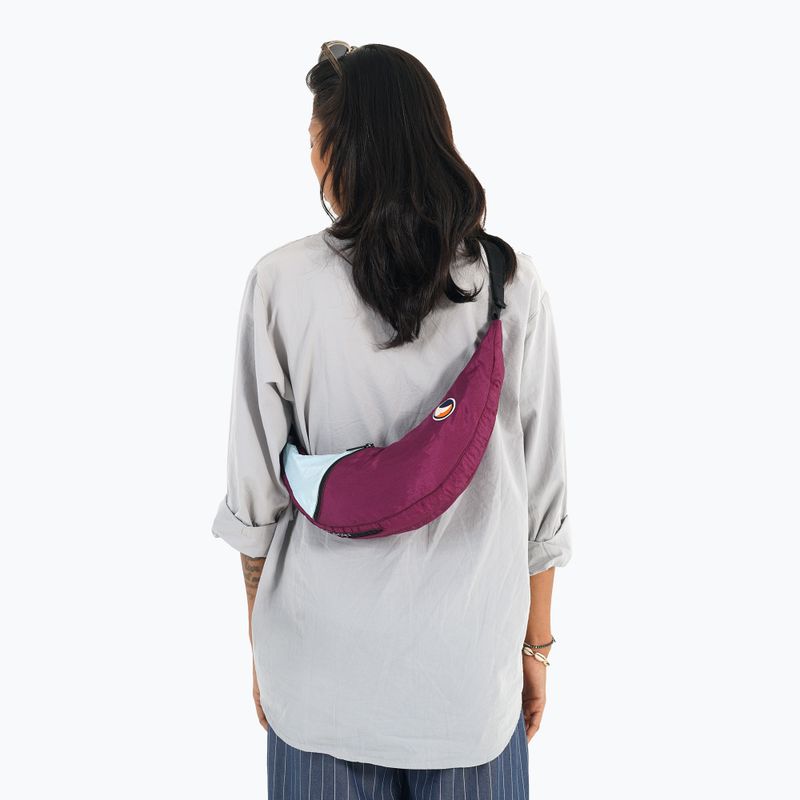 Borsetă de braț Ticket To The Moon Upcycled Sling bag plum/cloud 4