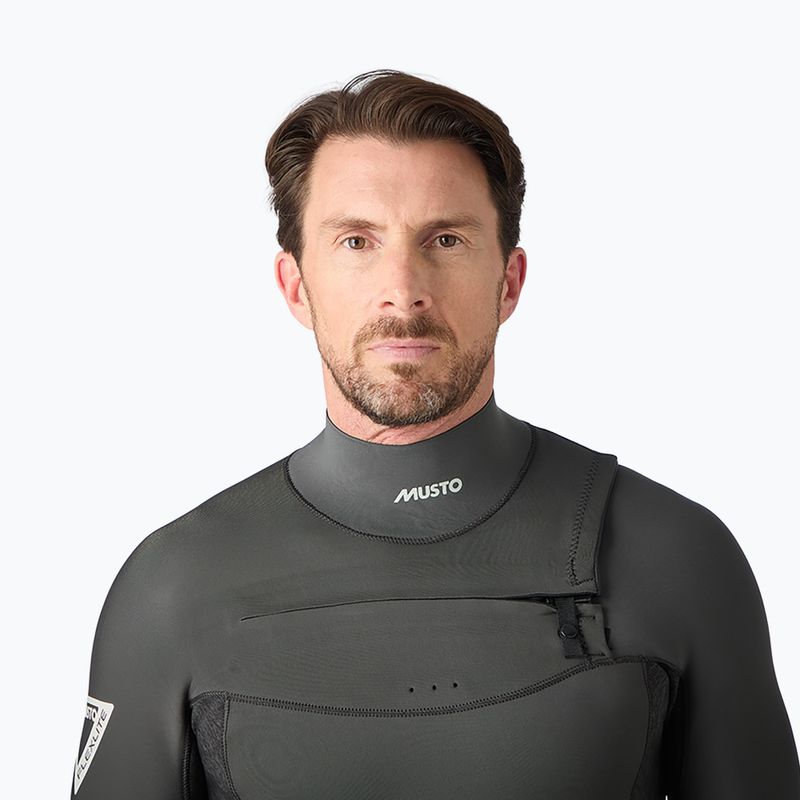 Costum de înot pentru bărbați Musto Flexlite Dynamic 3/2 mm Shorty dark grey 9