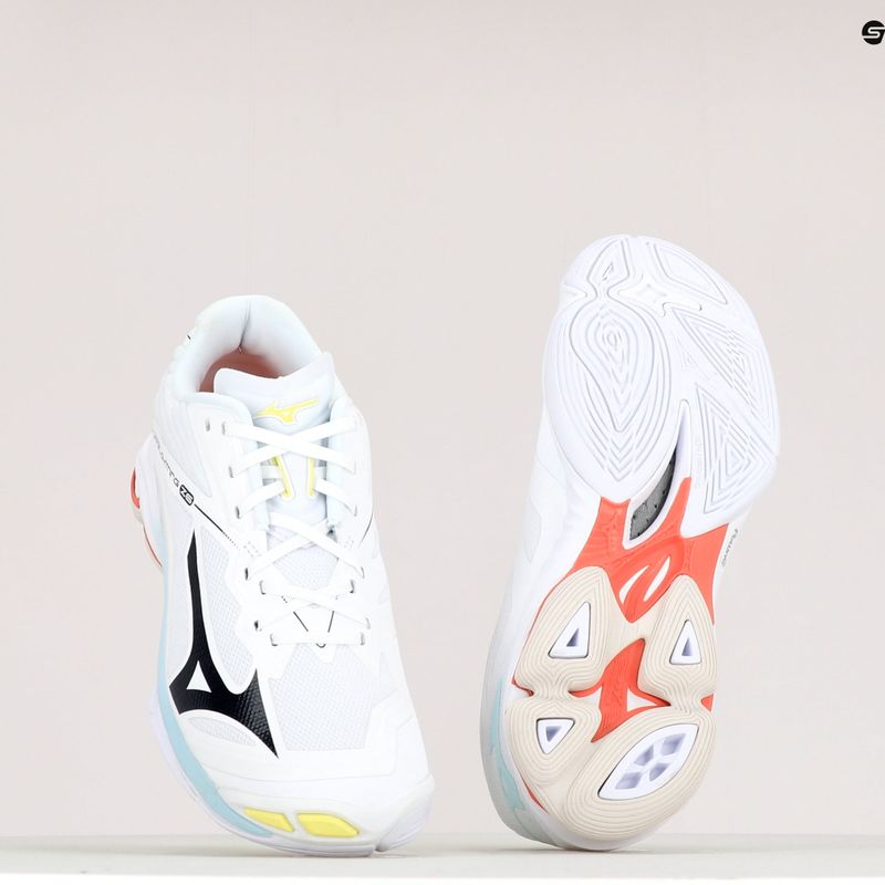 Pantofi de volei pentru femei Mizuno Wave Lightning Z6 alb V1GC200010 11