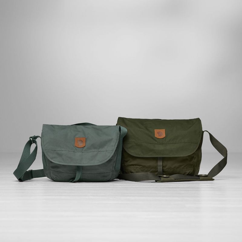 Geantă Fjällräven Greenland Shoulder Bag 12 l deep forest 12