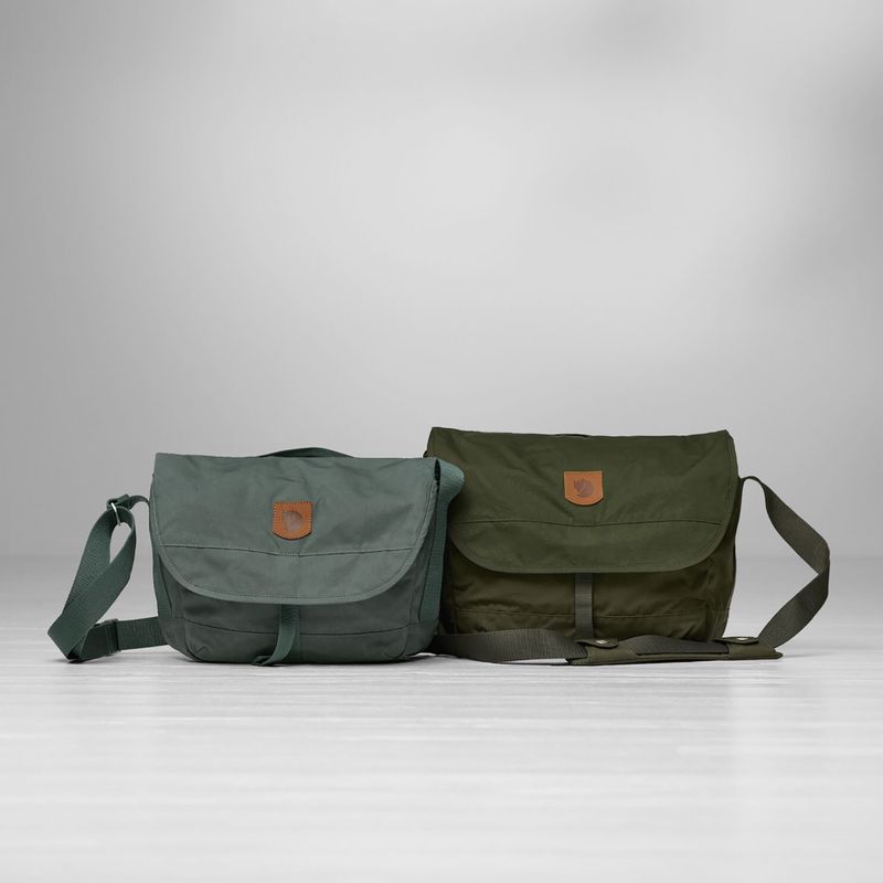 Geantă Fjällräven Greenland Shoulder Bag Small 9 l deep forest 8