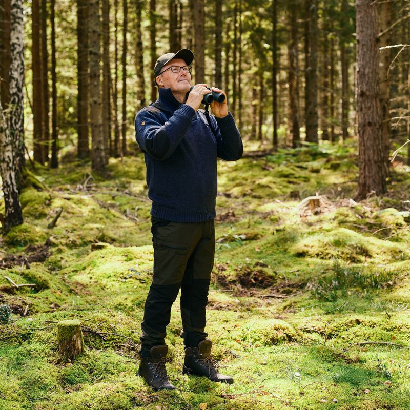 Pantaloni de trekking pentru bărbați Pinewood Caribou TC Extreme moss green/black 2