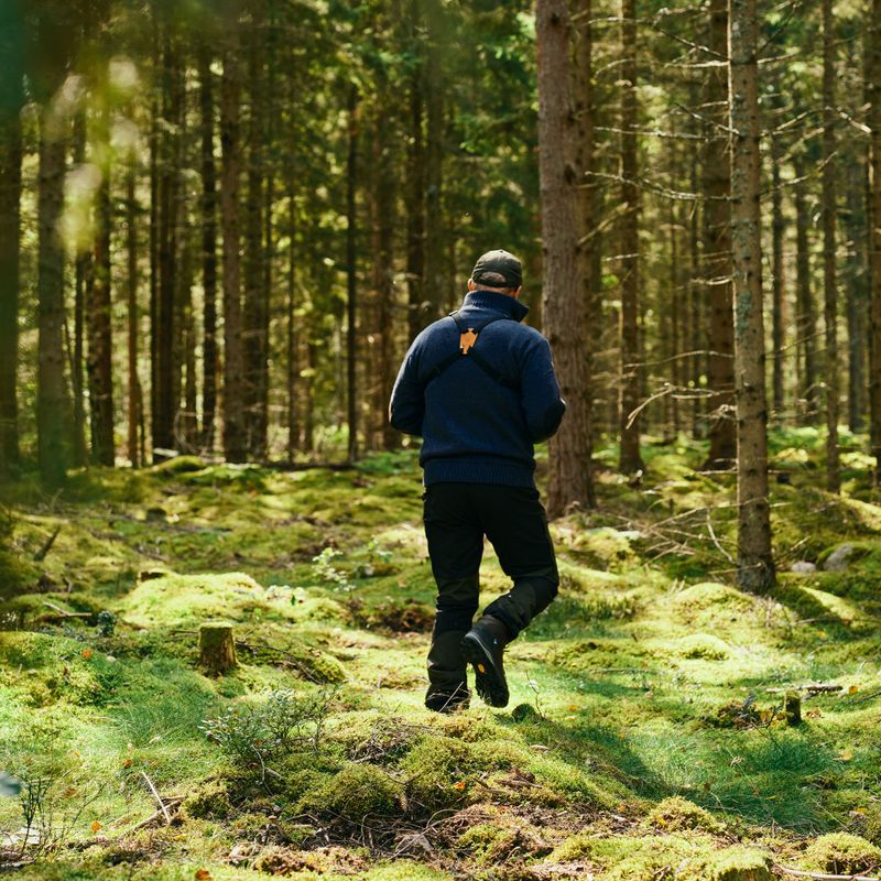 Pantaloni de trekking pentru bărbați Pinewood Caribou TC Extreme moss green/black 4