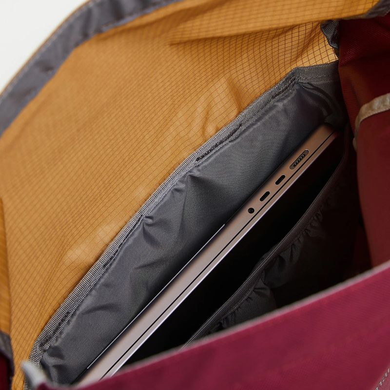 Rucsac Peak Performance Roll Top 21,5 l sierra sand 5