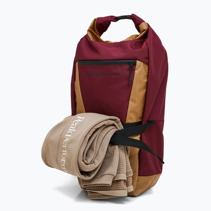 Rucsac Peak Performance Roll Top 21,5 l sierra sand 8
