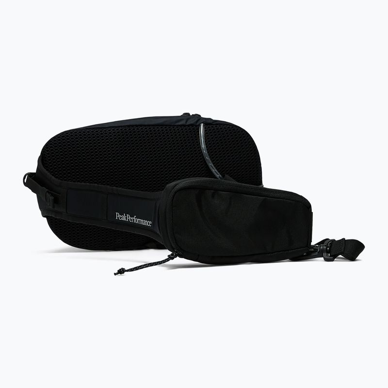 Borsetă Peak Performance Outdoor Slingbag 4,5 l black 2