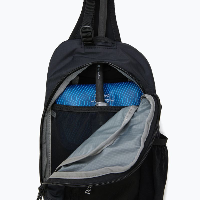 Borsetă Peak Performance Outdoor Slingbag 4,5 l black 5