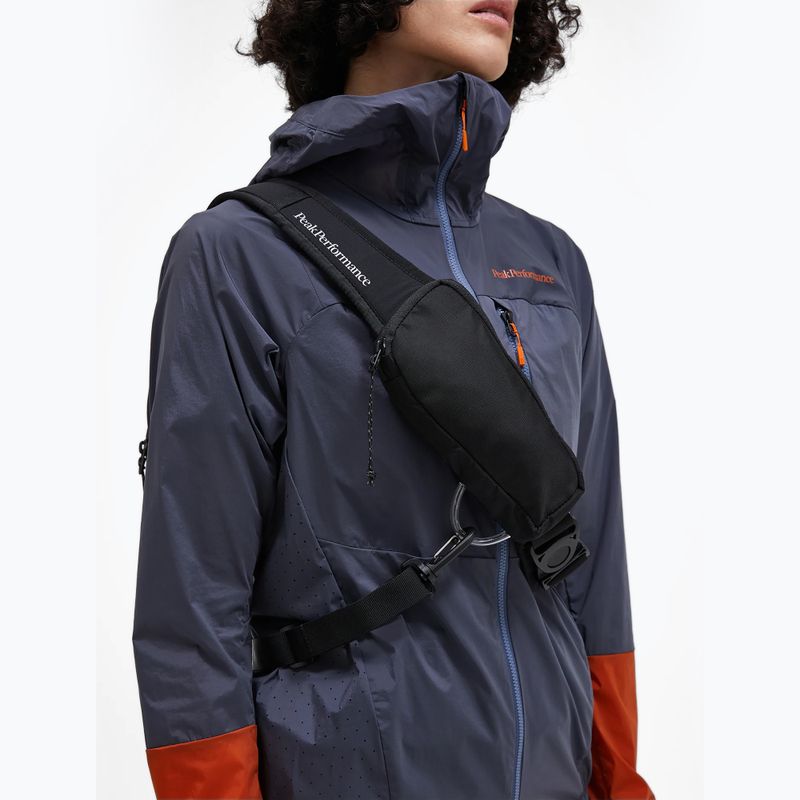 Borsetă Peak Performance Outdoor Slingbag 4,5 l black 8
