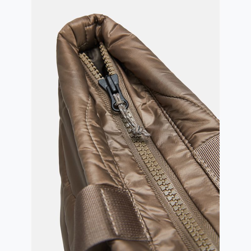 Geantă Peak Performance Helium Tote 6 l terrain tan 4