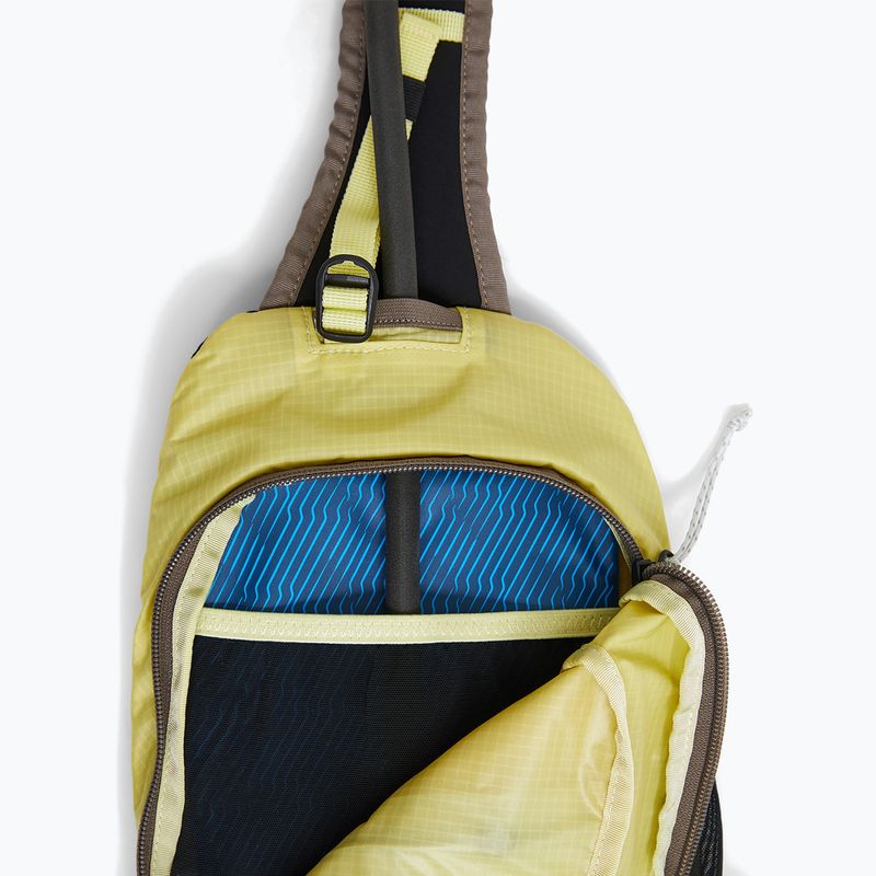 Borsetă Peak Performance Outdoor Slingbag 4,5 l alpine harvest/Icy citrus 3