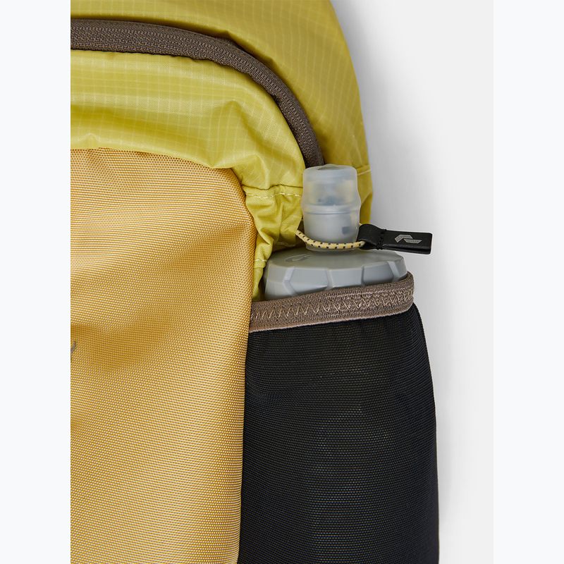 Borsetă Peak Performance Outdoor Slingbag 4,5 l alpine harvest/Icy citrus 4