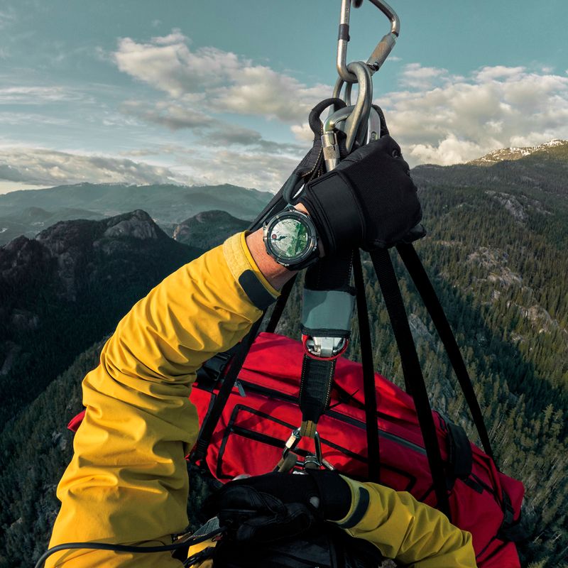 Ceas Garmin Fenix 8 Pro 51 mm Amoled sapphire/graphite/black 13