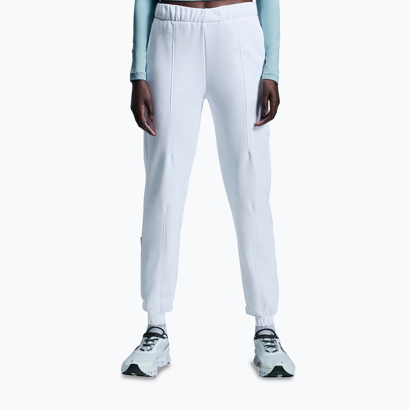 Pantaloni pentru femei On Club white
