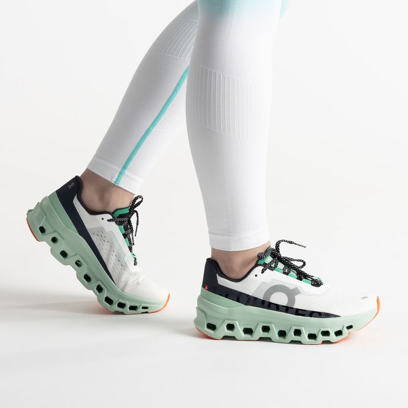 Pantofi de alergare pentru femei On Cloudmonster alb 6198241 2