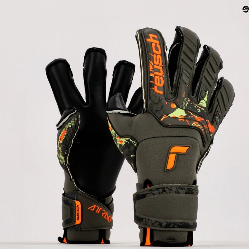 Mănuși de portar Reusch Attrakt Duo Evolution Adaptive Flex verzi 5370055-5555 13