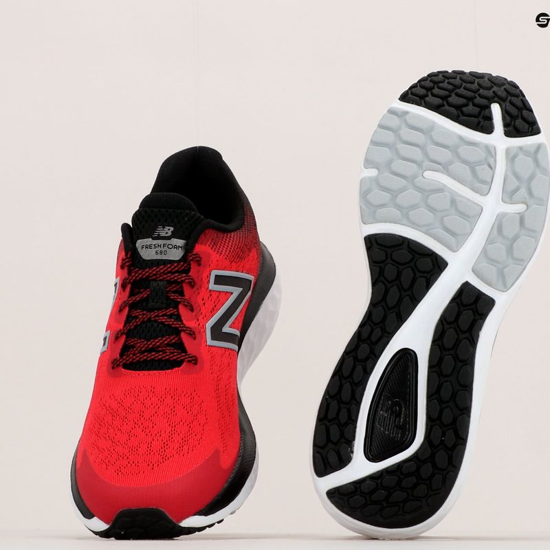 Încălțăminte de alergat pentru bărbați New Balance W680V7 roșie NBM680C 17