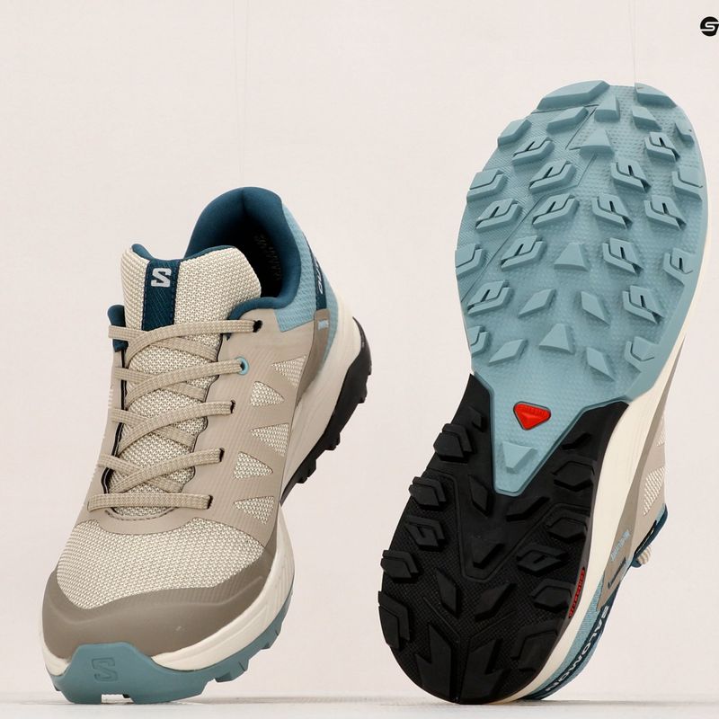 Încălțăminte de trekking pentru femei Salomon Outrise GTX bej L47142700 21