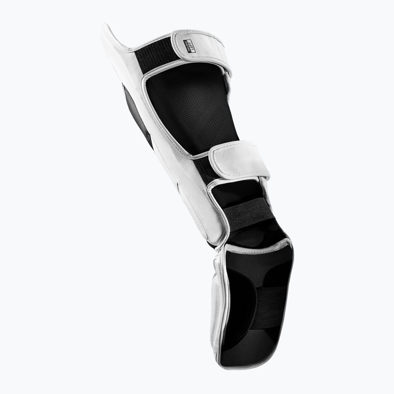 Ochraniacze piszczeli i stóp Hayabusa T3 Striking Shin Guards white/black 3