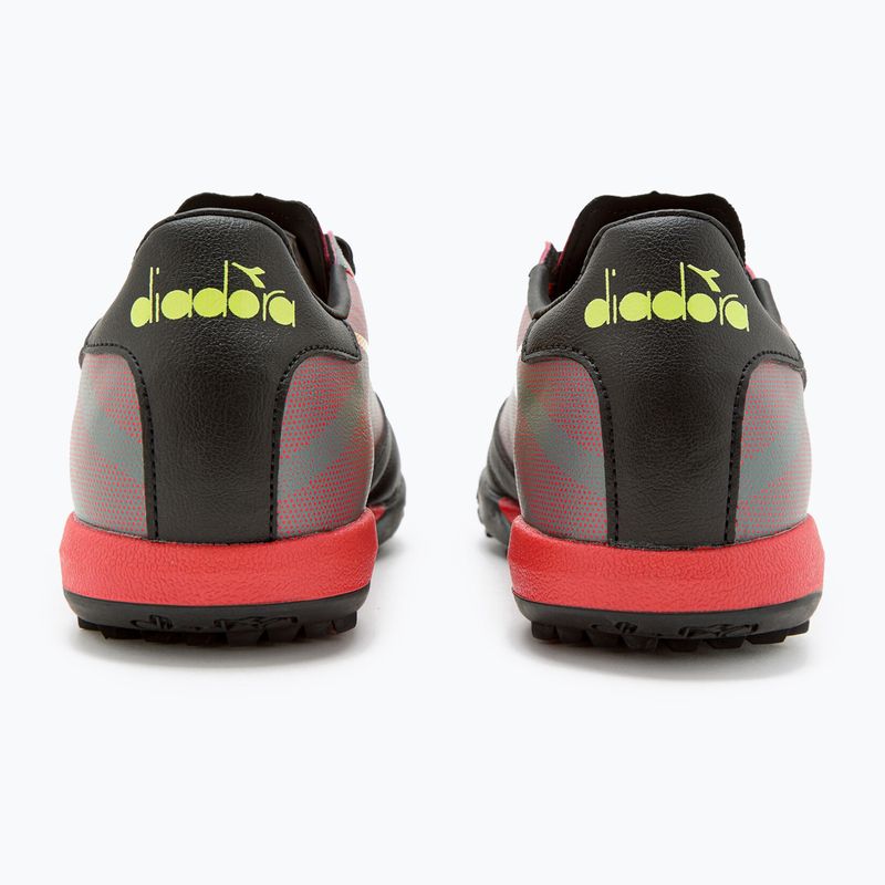 Ghete de fotbal pentru bărbați Diadora Brasil Elite Veloce R TFR negru și roșu DD-101.179182-D0136-40 10