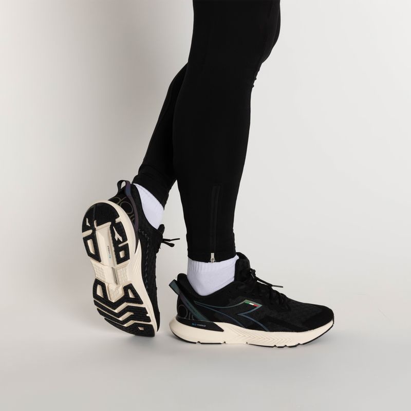 Pantofi de alergare pentru bărbați Diadora Mythos Blushield Volo Hip 3 negru DD-101.179089-C2609 3