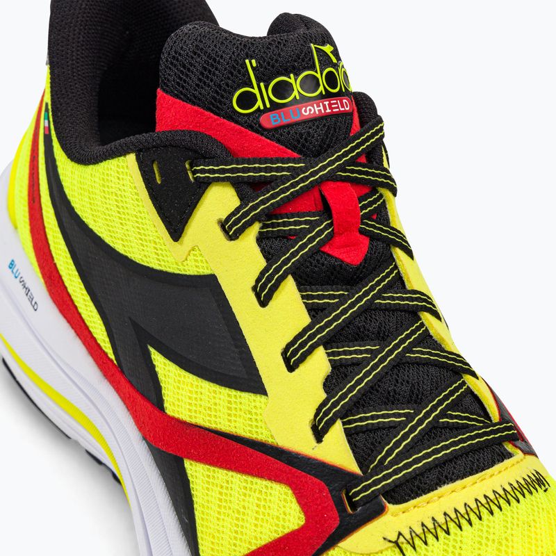 Pantofi de alergare pentru bărbați Diadora Mythos Blushield 8 Vortice galben DD-101.179087-D0273 9