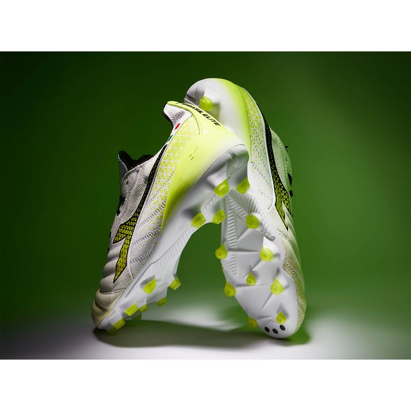 Ghete de fotbal Diadora Brasil Elite Tech GR ITA LPX pentru bărbați, alb/negru/galben-fluo 21
