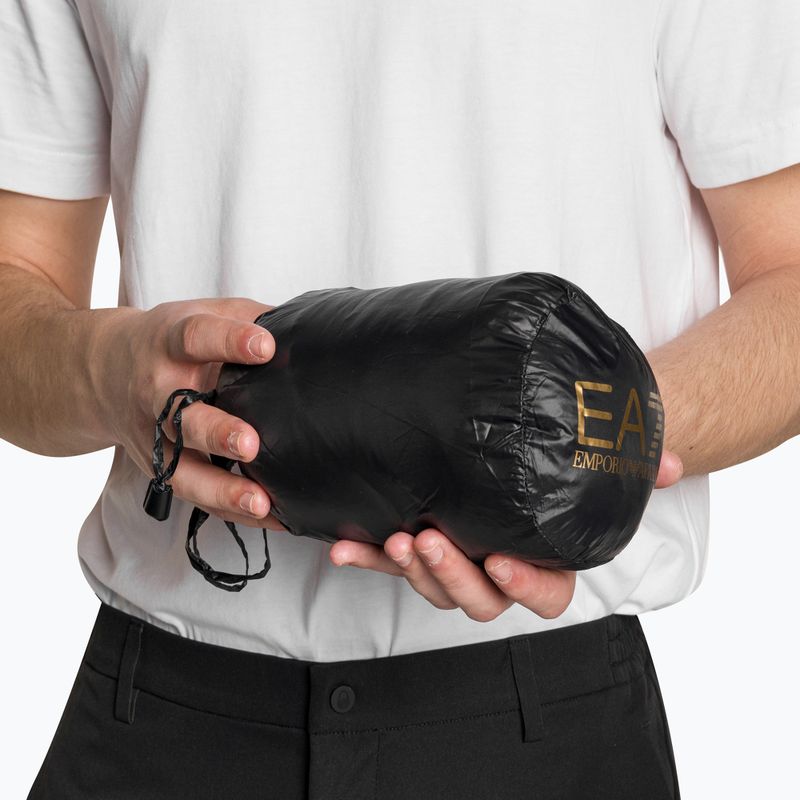 EA7 Emporio Armani Emporio Armani Train Core ID Down Light Hoodie cu glugă cu logo negru/auriu pentru bărbați 6