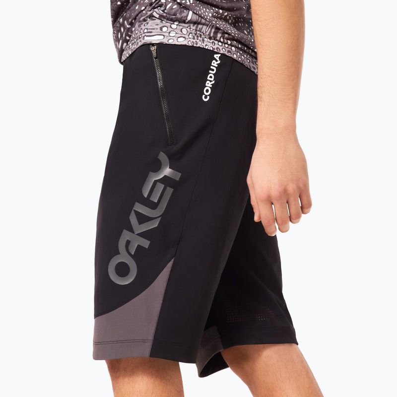 Pantaloni scurți de ciclism Oakley Maven Scrub negru/gri pentru bărbați 4