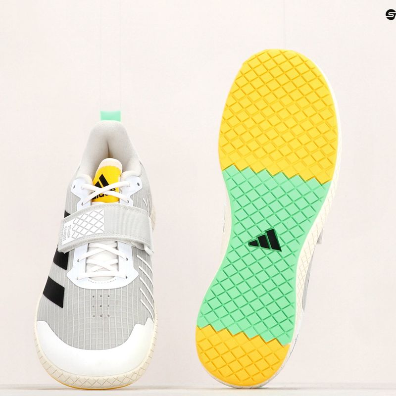 adidas The Total pantofi de antrenament alb și gri 22
