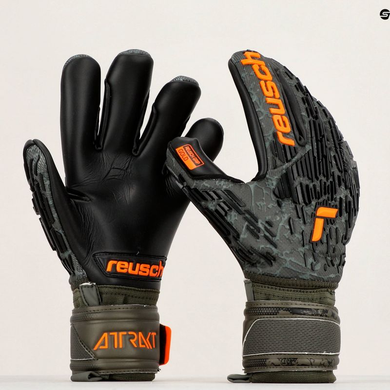 Reusch Attrakt Freegel Freegel Gold Finger Support Goalkeeper Gloves negru 5370030-5555 14