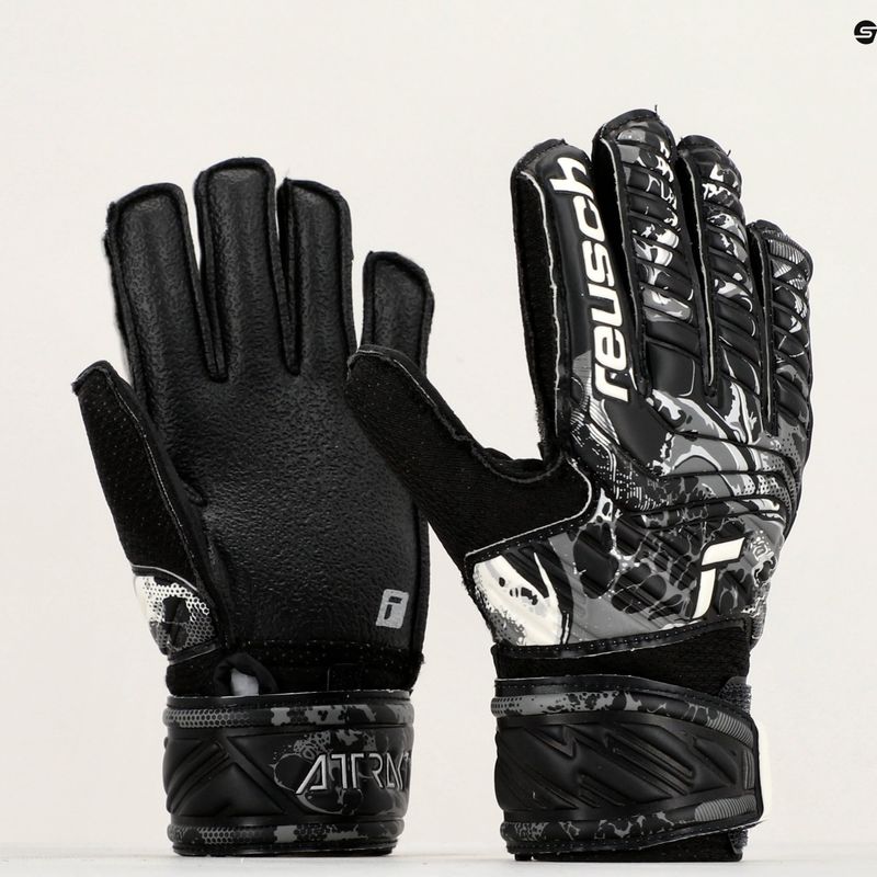 Mănuși de portar pentru copii Reusch Attrakt Resist Junior negru 5372615-7700 9